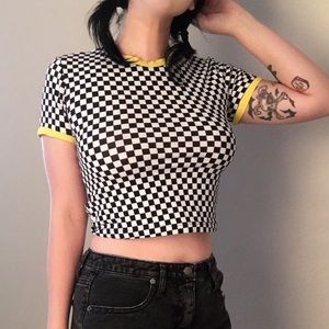 5 for $25🥀 checkered crop top